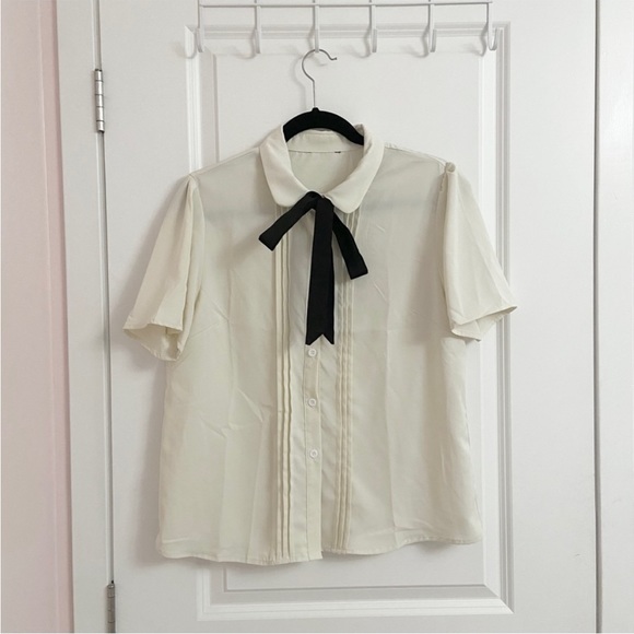 LIZ LISA Tops - jk jfashion schoolgirl ribbon tie button down blouse
